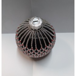 Palla di vetro ricoperta