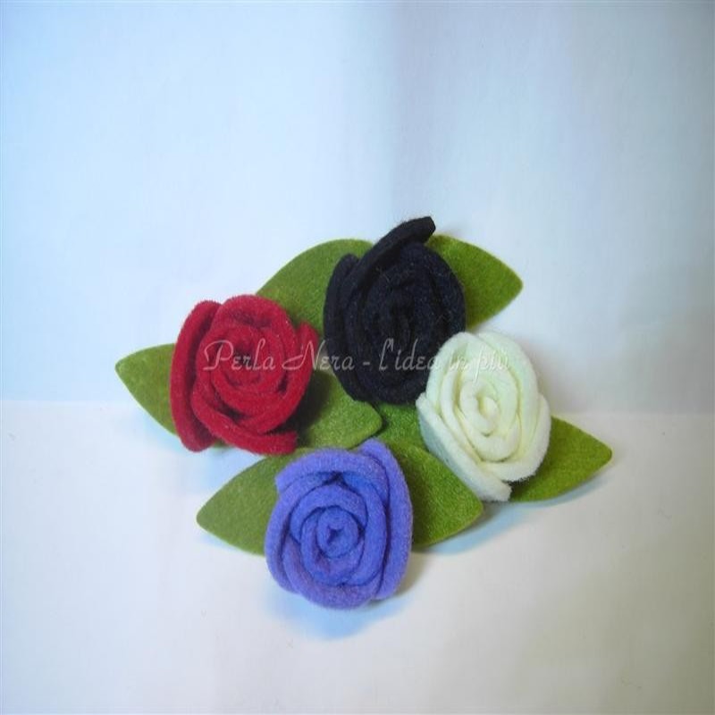 Rose piccole in feltro